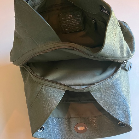 Coach Shoulder Vag - Picture 2 of 6